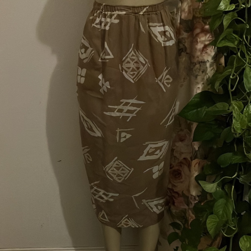 Vintage Skirt Melrose Tan and Cream MIDI
